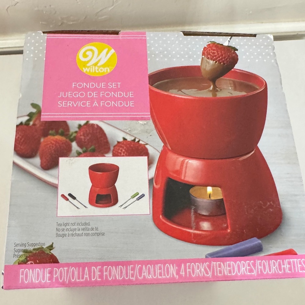NIB Wilton Red Ceramic Fondue Pot Set 2 Piece with 4 Forks Tea Light Holder